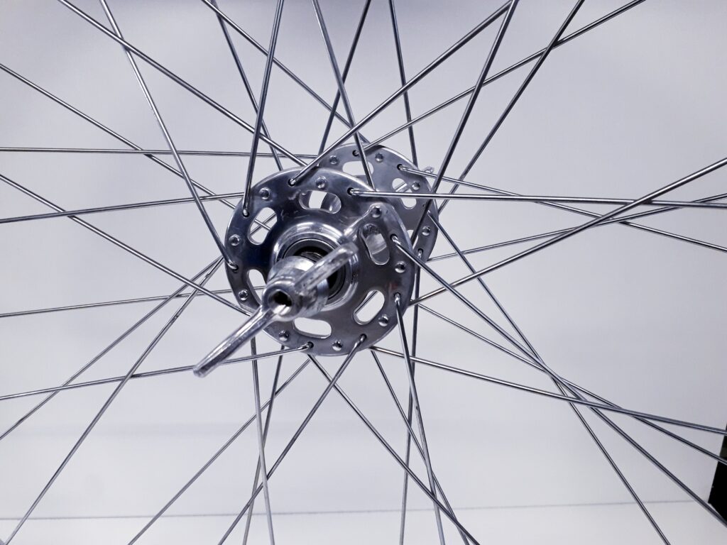 BERETTA 27X1-1/4 & NORMANDY HIGH FLANGE 36H HUB NOS